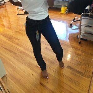 DL1961 Jeans